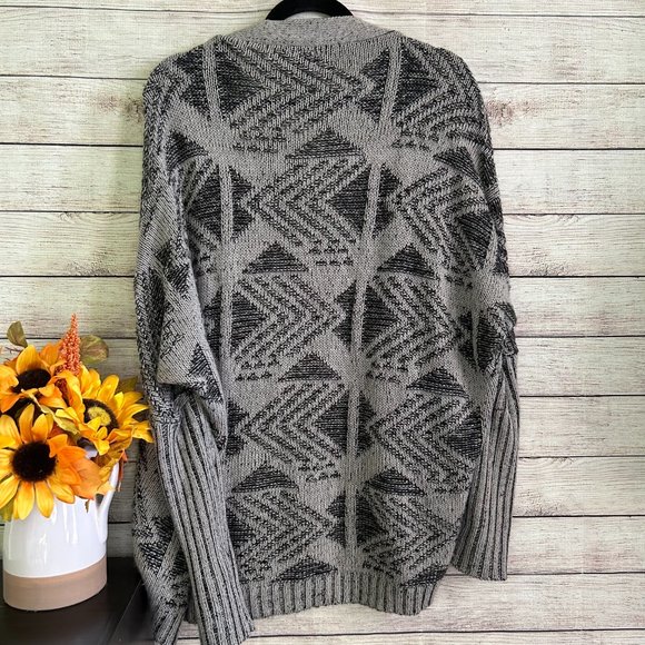 Vintage UO- Sparkle & Fade Batwing Cardigan - Picture 2 of 4